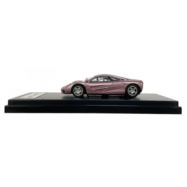 1:64 LCD Models McLaren F1 (Purple) LCD64025-PU